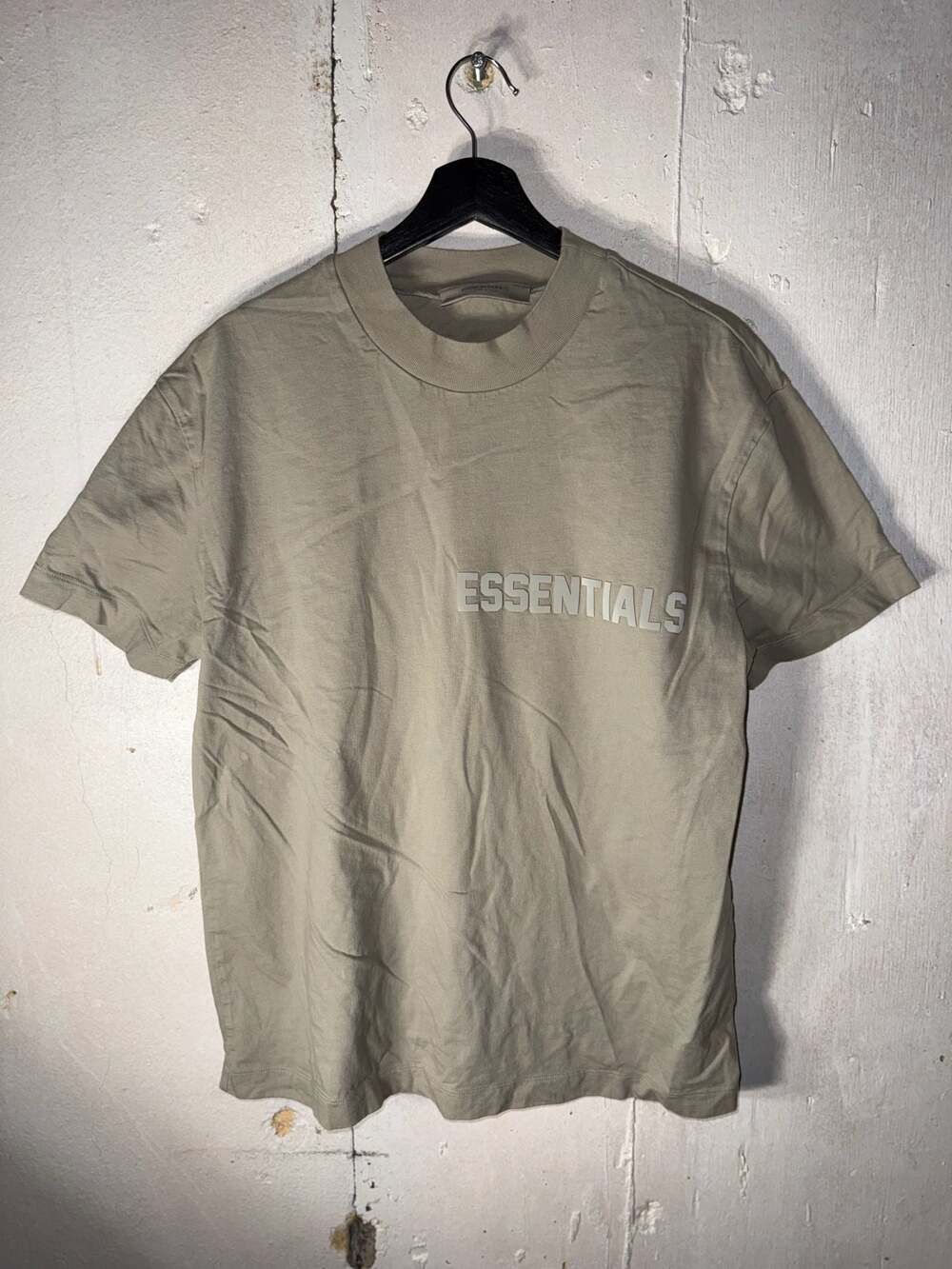 Fear of God Essentials Short-Sleeve Logo T-Shirt Seal